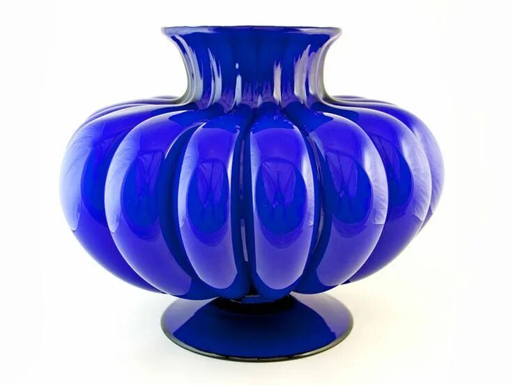 Цветной ваза. Ваза Milan Mottl. 380033 Ваза Ingala синий керамика 12 22см. Ваза цветное стекло. Ваза из синего стекла.