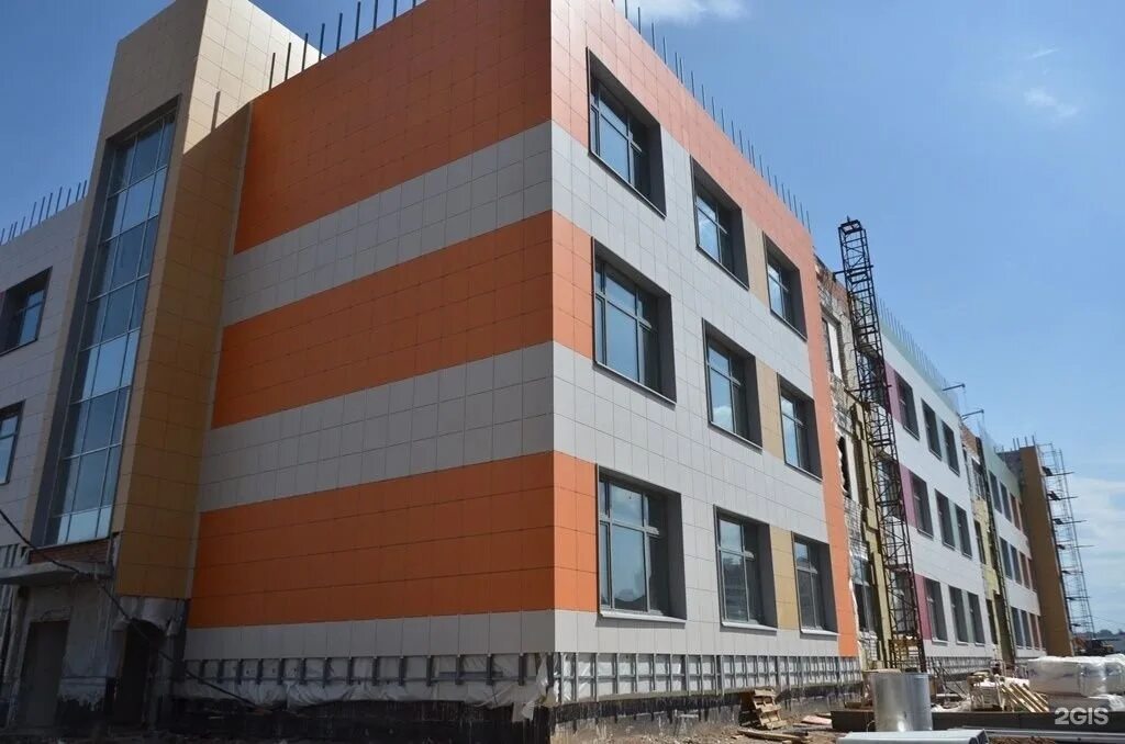 Гимназия в замелекесье набережные челны. Новая школа в 65 комплексе набережные челны. Новые школы набережные челны. 62 школа набережные челны. Новые школы челнов.