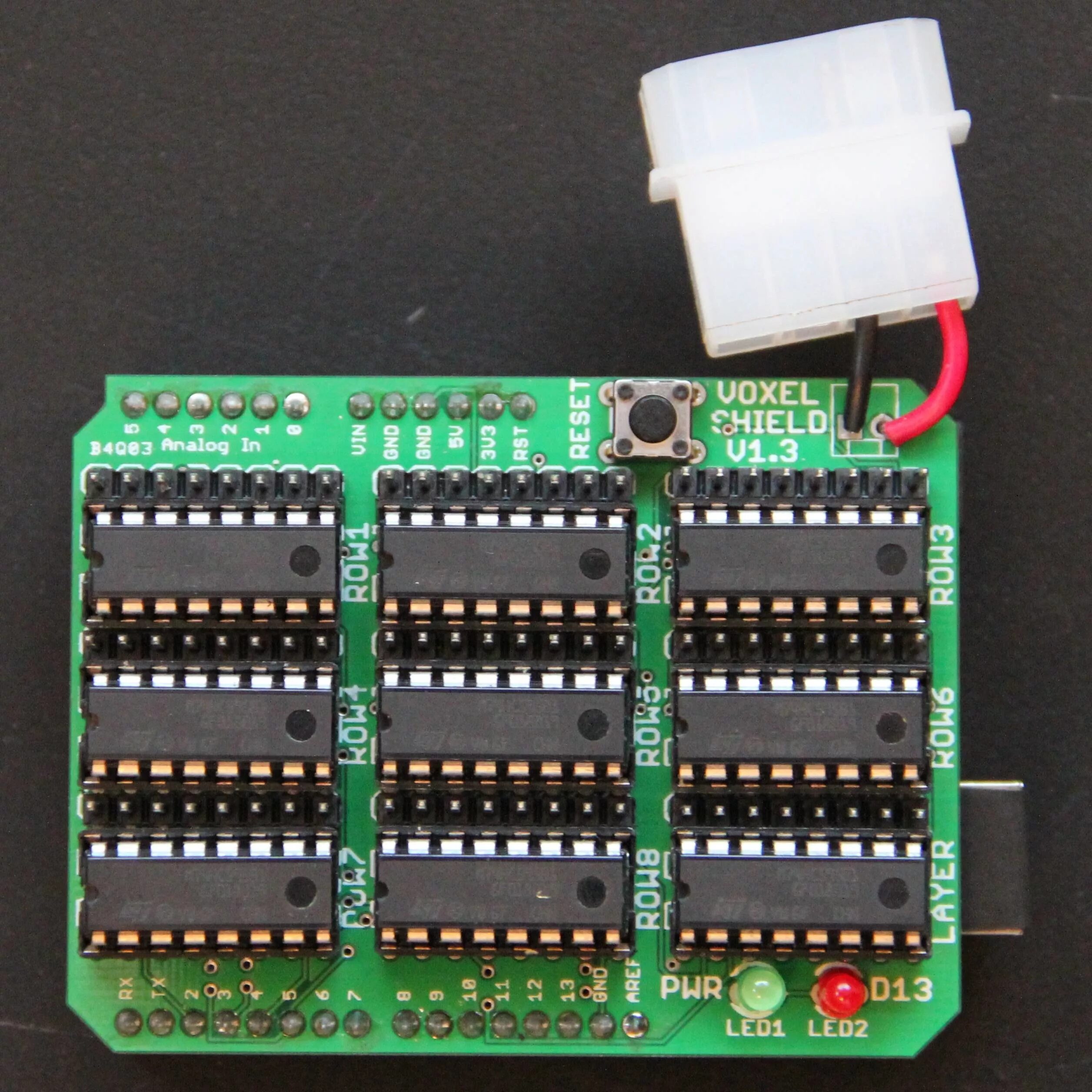 Управление диодами. Arduino плата расширения. Expansion Board Arduino. Arduino Shield сдвиговые регистры. Плата управления светодиодами.