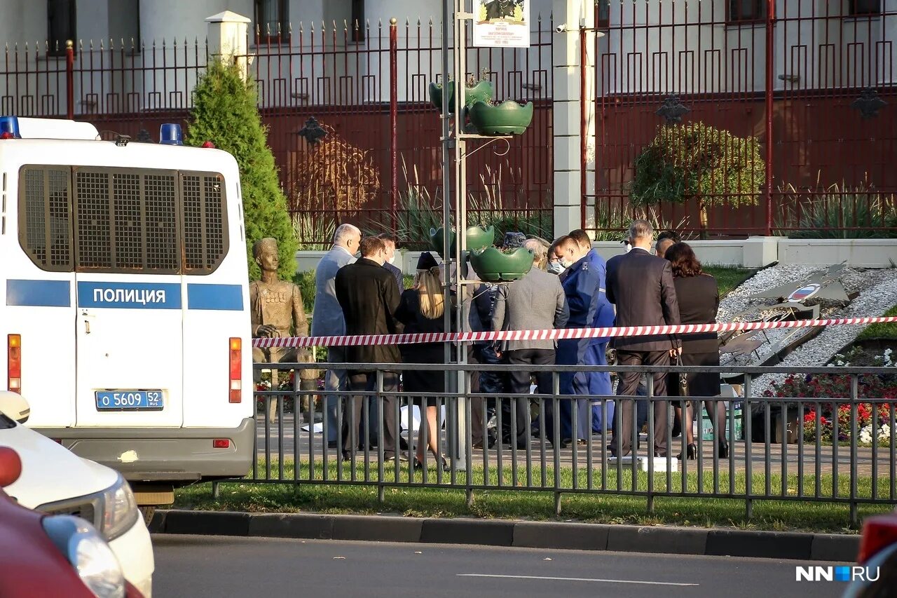 Самоубийство в Нижнем Новгороде. Журналистка сгорела перед зданием. Смерти в Нижнем Новгороде. Обстоятельства смерти 3