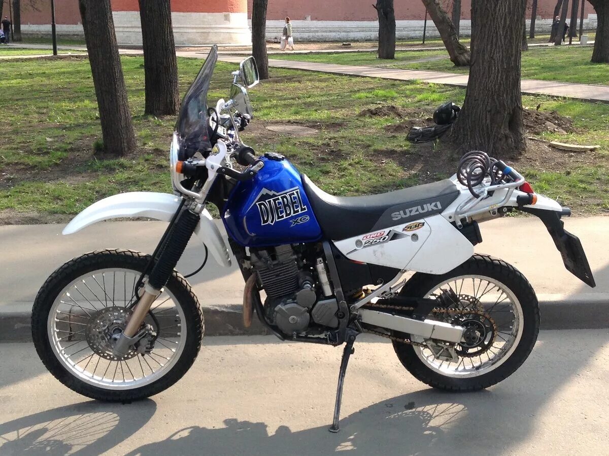 Suzuki dr250 Djebel. Djebel 250. Suzuki Джебель 250. Судзуки Джебель 250.