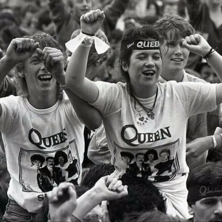 Queen fans