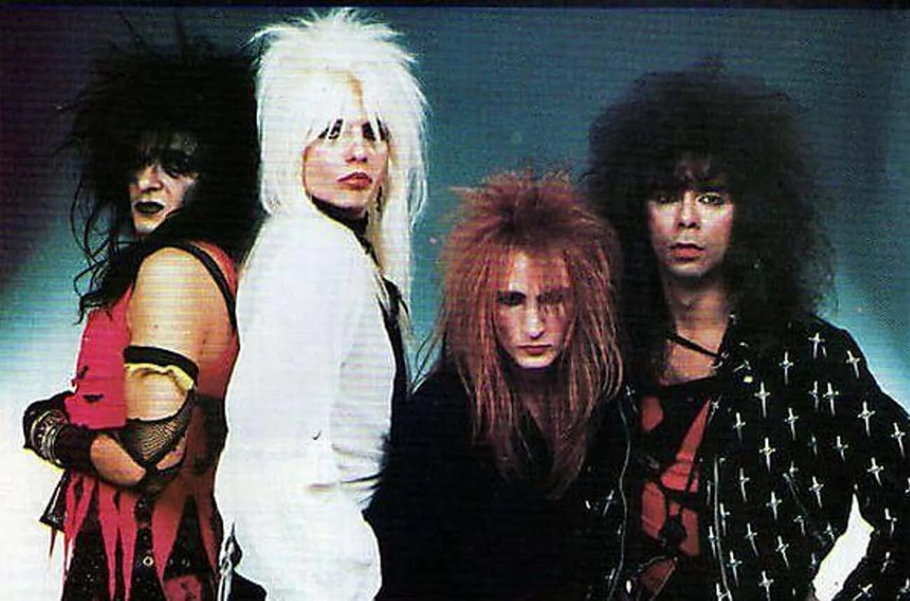 Культовые группы. Рок группа ratt. Название группы 80 годов. Неизвестные queen. Название группы 80 годов.