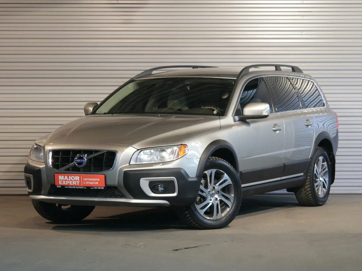 Купить вольво в 70. Вольво xc70 2023. Volvo xc70 2.4TDI\. Volvo xc70 серебристый. Volvo xc70 2013 комплектации.