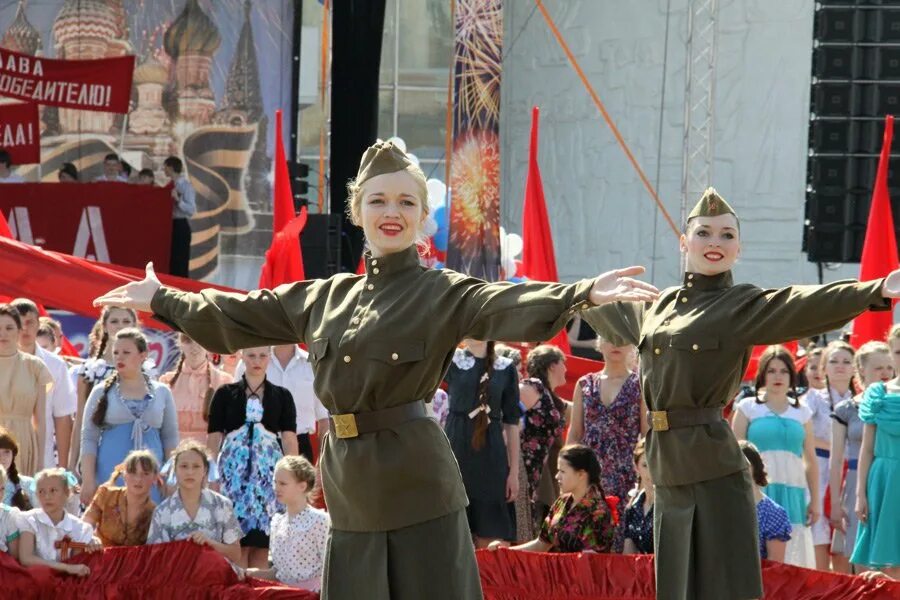 Празднование дня Победы. Торжественное празднование дня Победы. Концерт в честь дня Победы. Концерт ко Дню Победы.