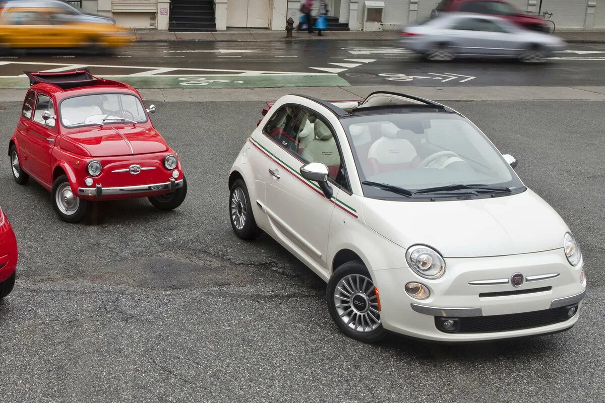 Купить б у fiat. Fiat 502. Fiat 500c Electric. Фиат 500 55г. Fiat 500 кремовый цвет.