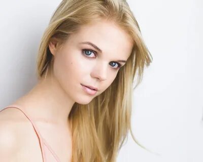 Mackenzie Lansing's Photos.