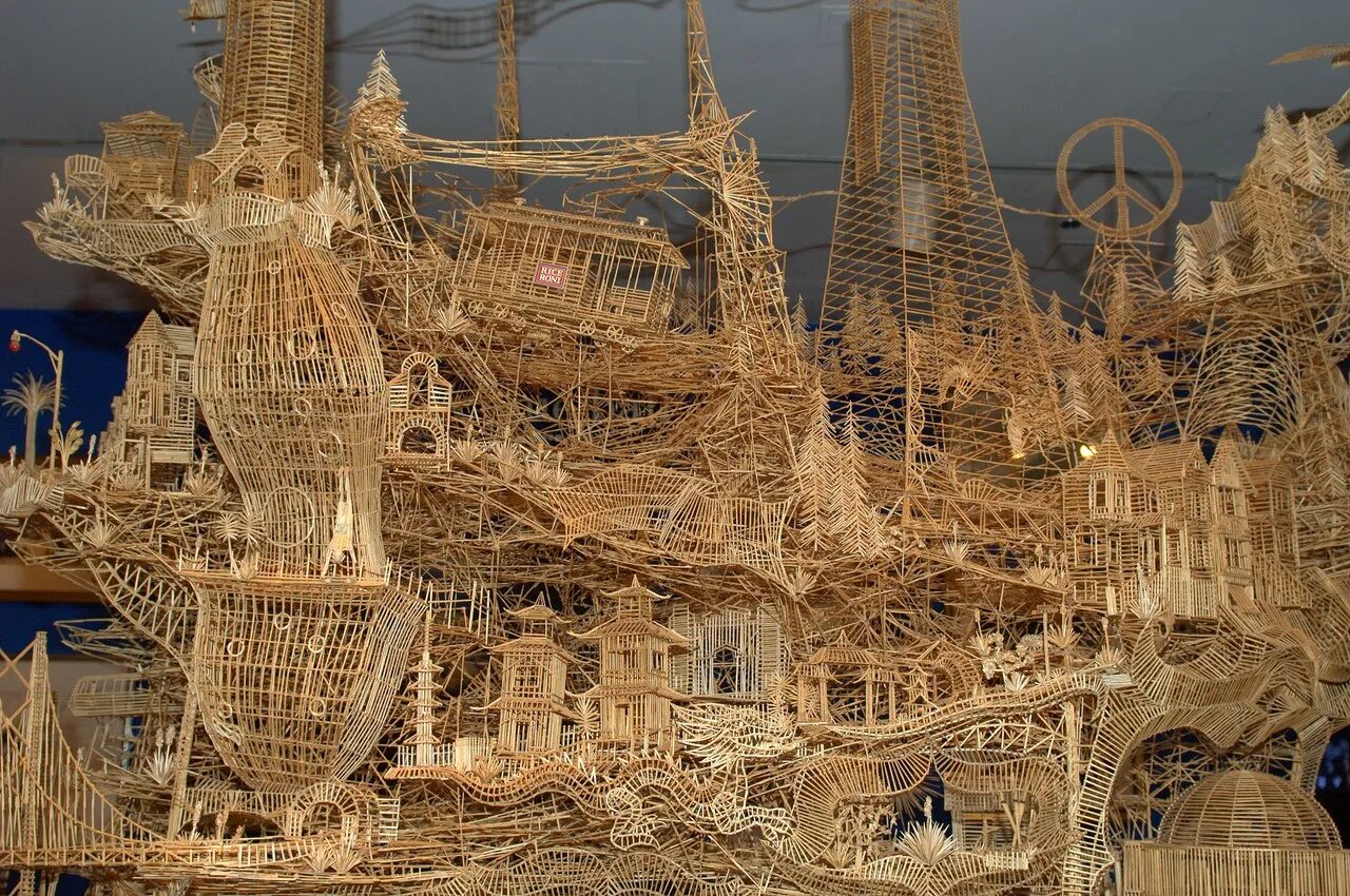 масштабные поделки. крутые поделки. минас тирит из спичек. поделки из картона. масштабные поделки.