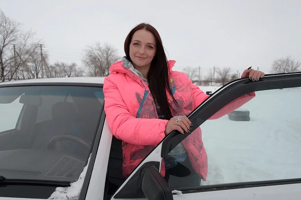 Автоинструкторы женщины москва. Автоинструкторы женщины. Женщина женщина автоинструктор. Частный инструктор по вождению. Женщина инструктор.