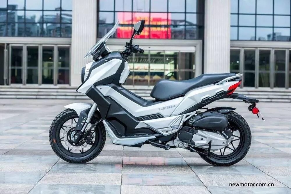 Lifan kpv150. Скутер Honda x-ADV 150. Kpv150 (lf150t-8). Скутер лифан 150