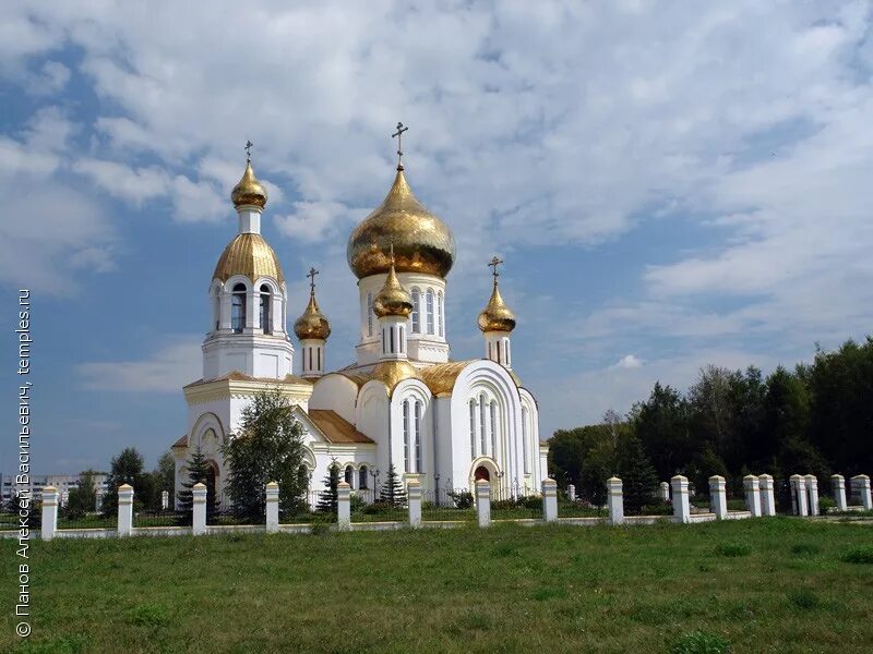 Мордовия чамзинский район п комсомольский. Комсомольский Мордовия Республика. Чамзинская Церковь Чамзинского района. Поселок Комсомольский Мордовия. Комсомольский Чамзинский район.