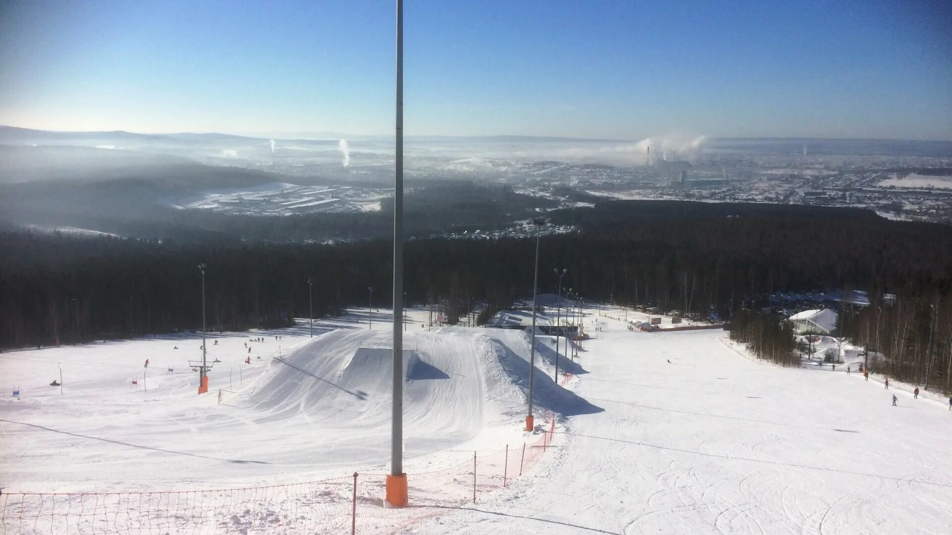 Гора волчиха екатеринбург. Глк гора волчиха. Гора волчиха горнолыжный комплекс. Глк волчиха. Гора волчиха екатеринбург.