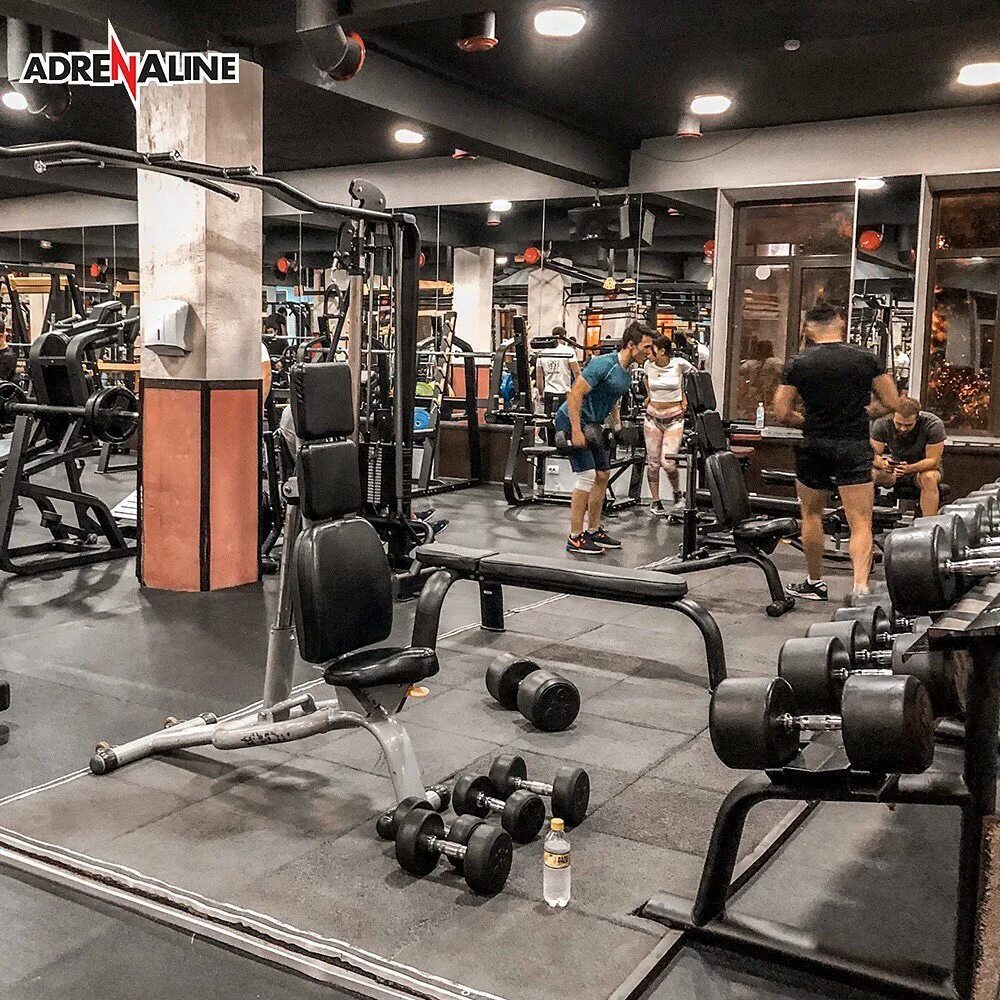 Тренажерный зал алматы. Дворец спорта аксай тренажерный зал. Спортклуб чемпион алматы. Тренажерный зал с грушей. Тренажерный зал алматы.