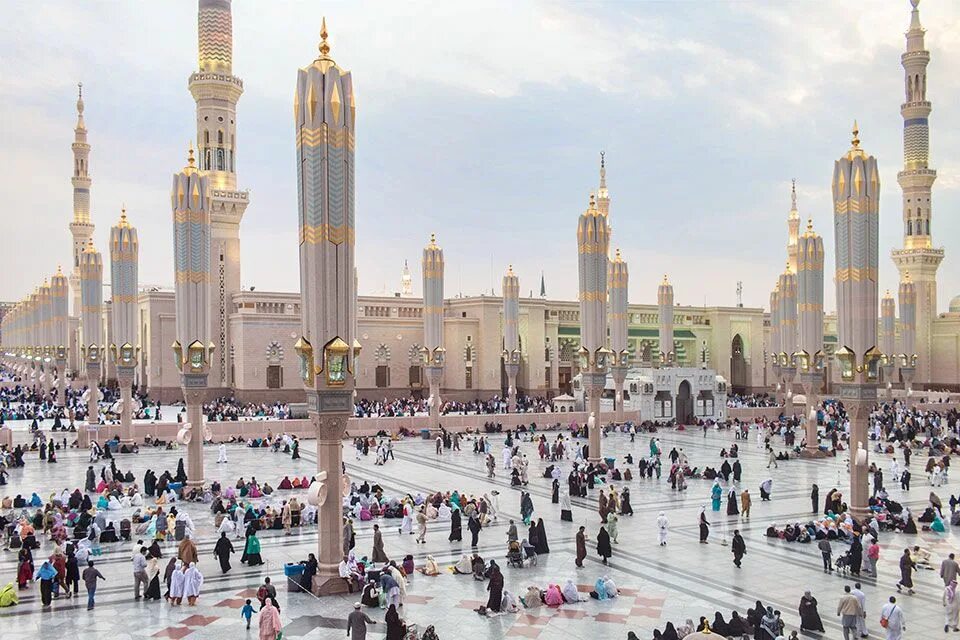 Мадина Саудовской Аравии. Саудия Арабистони. Мечеть Мадина в Саудовской Аравии. Мадина Саудия арабистан.