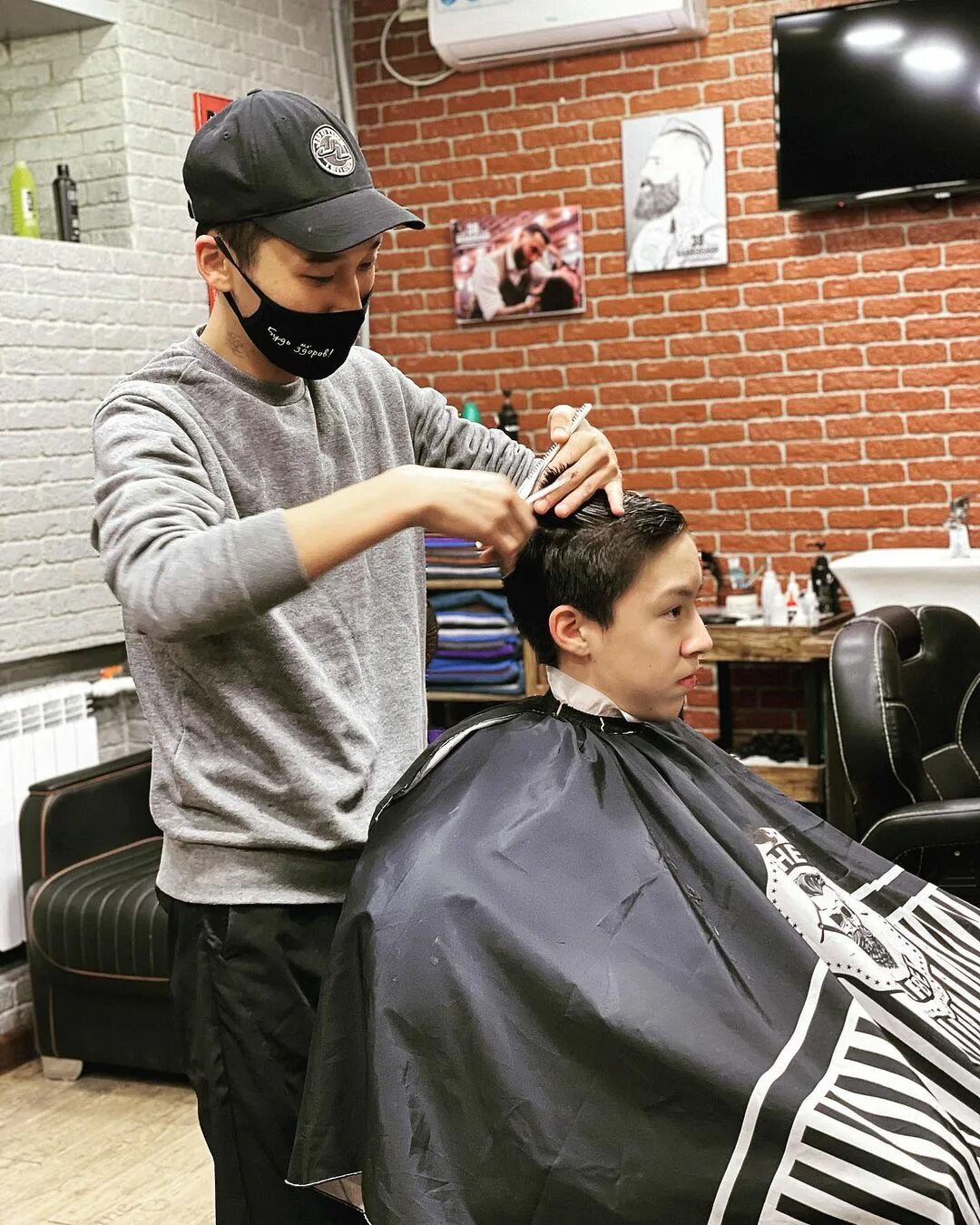 Барбершоп 38. Пушкинская 155 барбершоп. Барбершоп эдвард симферополь. Барбершоп 38. Барбершоп 38.