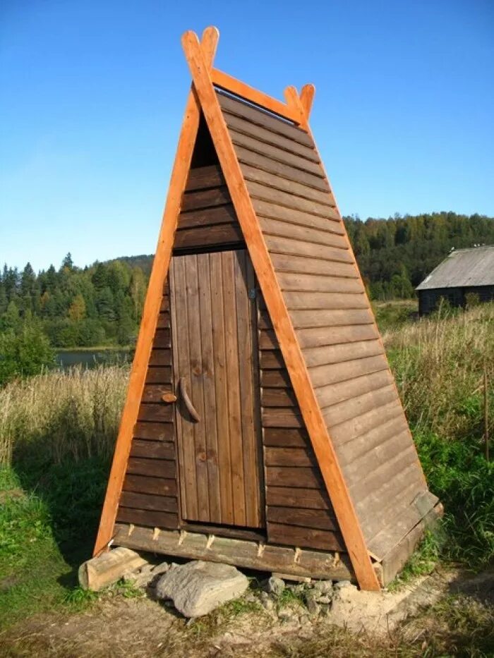 Туалет дачный. Уличный туалет для дачи. Туалет уличный деревянный. Оригинальный дачный туалет. Как самой сделать туалет на даче