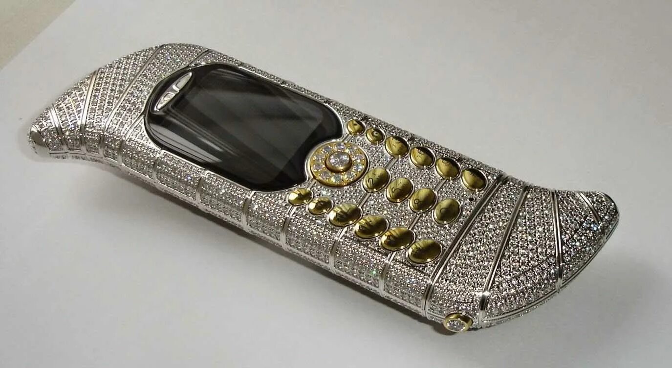 Vertu GOLDVISH. Телефон GOLDVISH le million. GOLDVISH le million – $ 1,3 млн. Vertu Diamond.