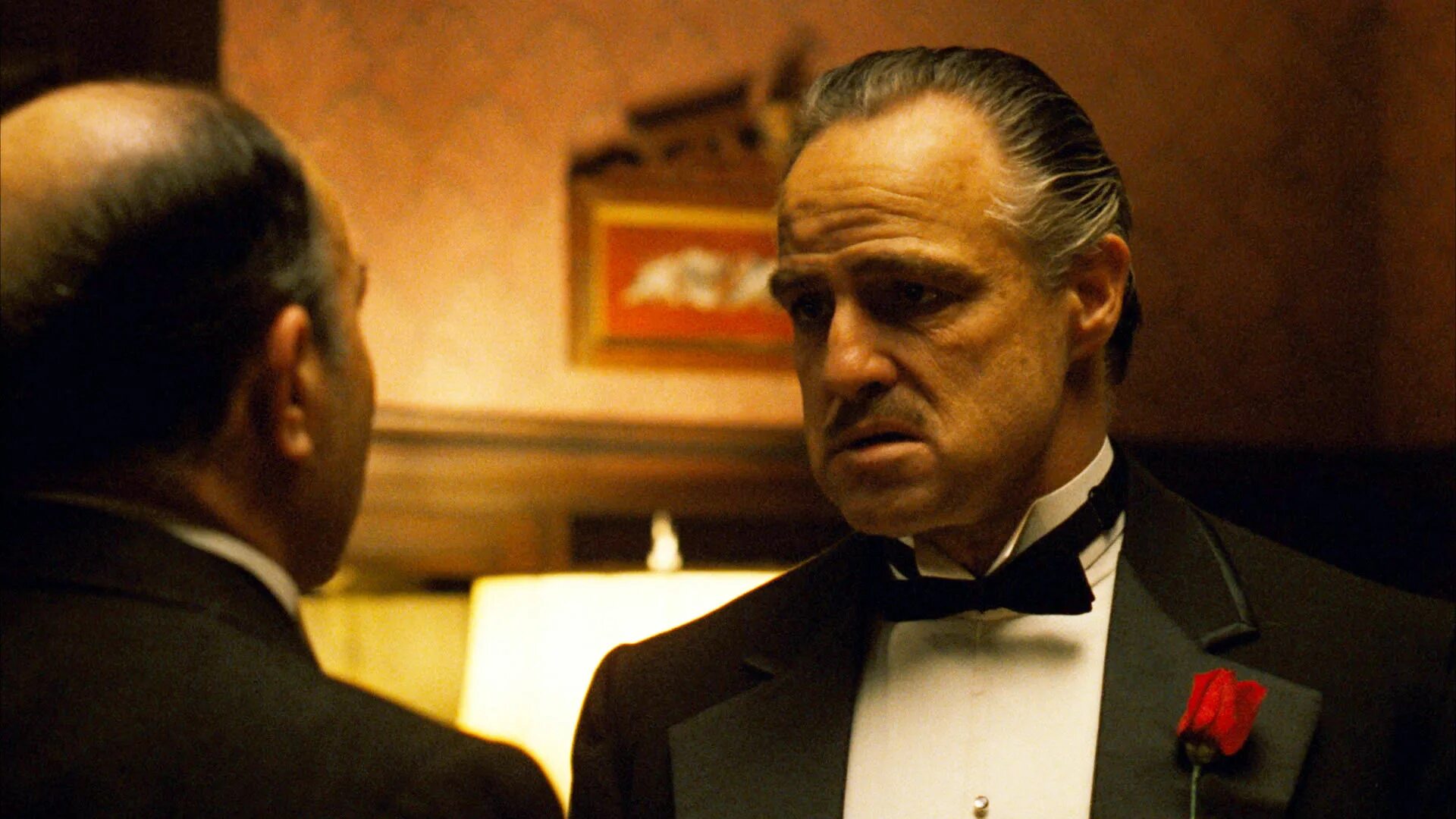 Крестный отец вито корлеоне. Крестный отец мем. Хохмы роуэна и мартина сериал. Что гни сдклали смойм мальчиком. Карло рицци крестный отец.