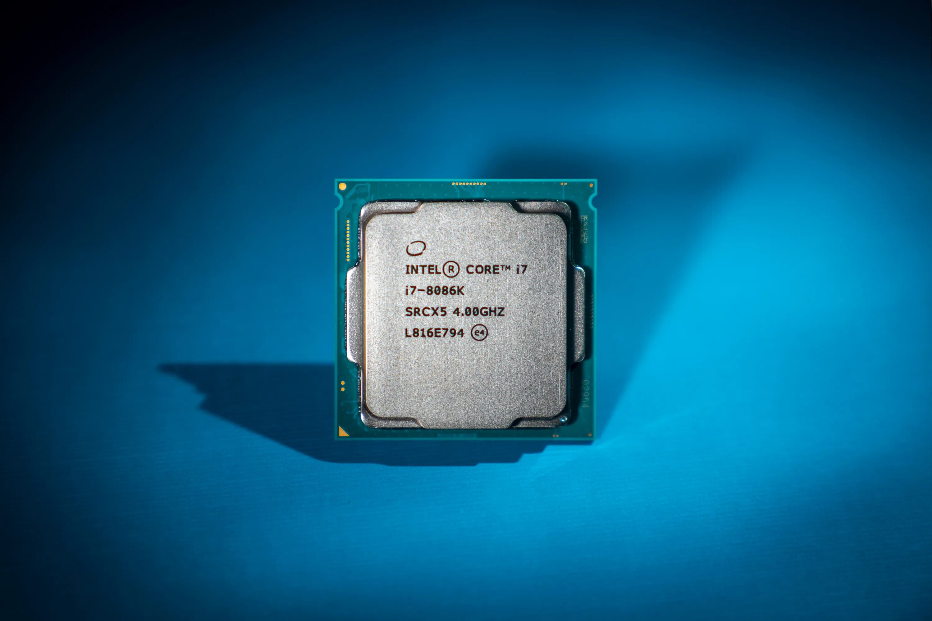 Процессор Intel Core i7-13700k. I7 8086k. Intel Core i7 8086k. Intel i7-8086k.