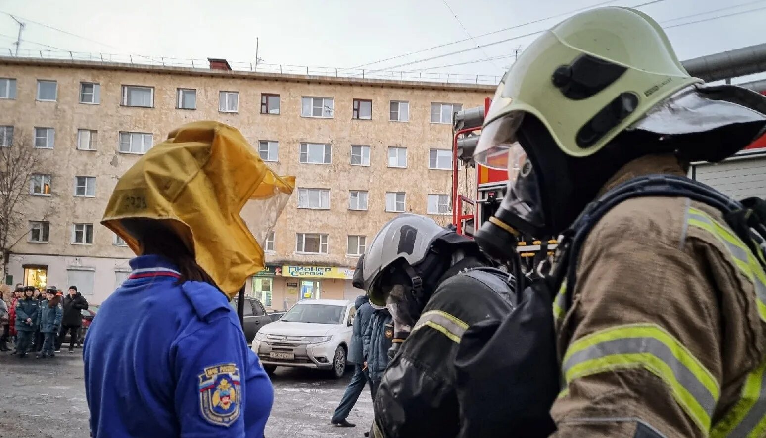 Эвакуация. Эвакуация при пожаре. Пожар и пожарная безопасность. МЧС Мурманск Дружинин.