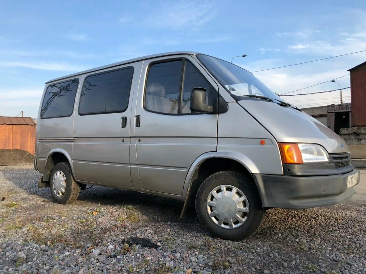 Форд Транзит 1993. Ford Transit 1993 год. Форд Транзит 1993 года. Форд Транзит 1993 года 2.5 бензин.