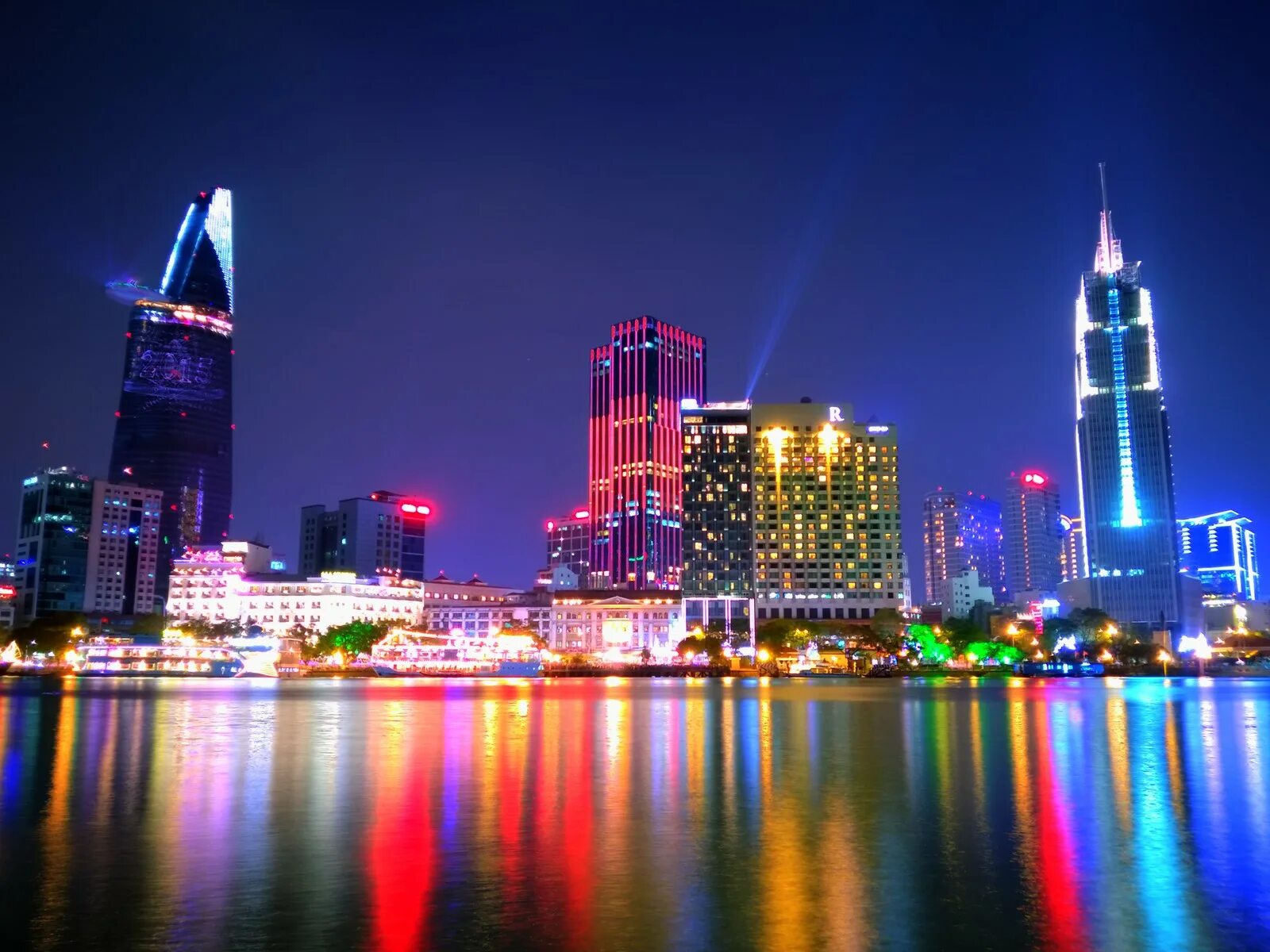 Pho chi minh. Pho chi minh