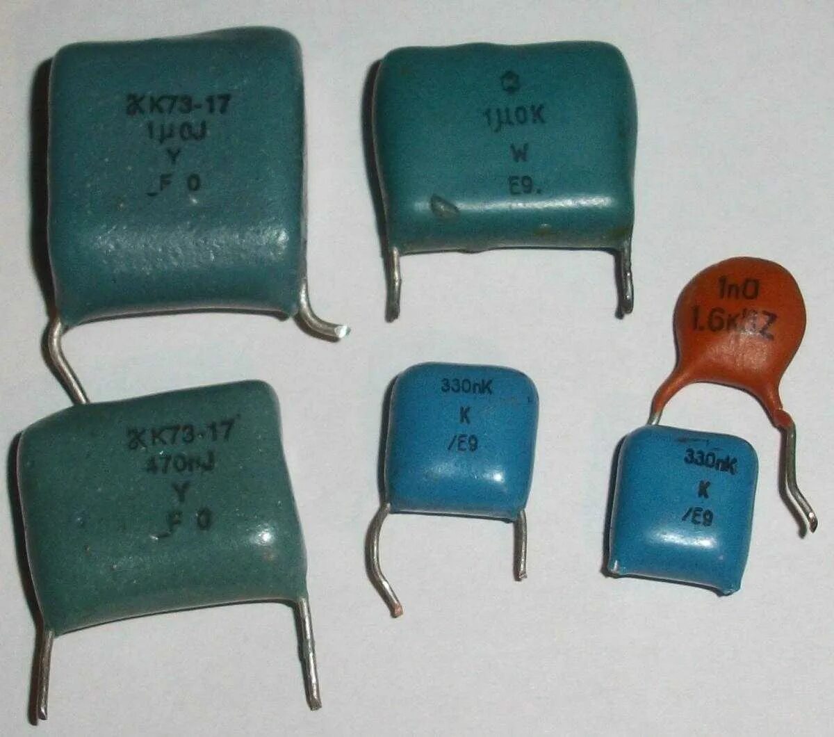 K 1 n 100. Конденсатор 100nm 250v. конденсатор к73-17в 330nk 400v. конденсатор керамический 10mf. конденсатор 160v 330 мкф 18x25мм.