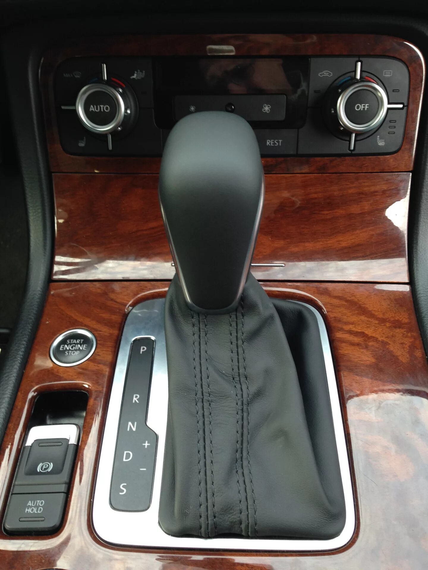 Ручка акпп фольксваген туарег nf. Ручка акпп touareg nf. Селектор touareg nf 2013. 6. Акпп туарег 3.