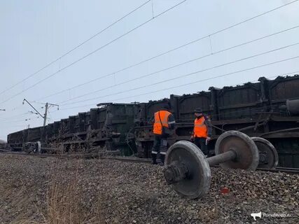 Поезд сошел с рельсов новороссийск