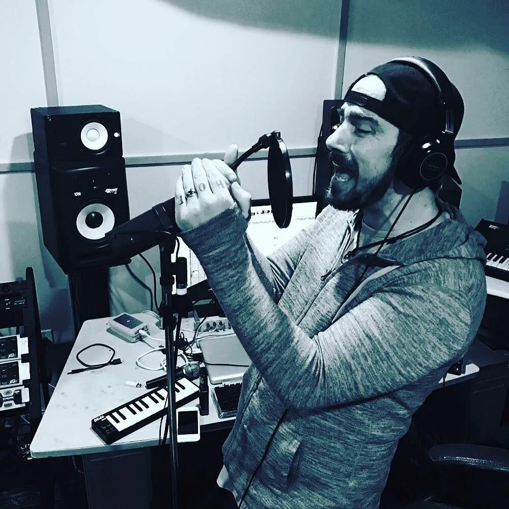 Adam 6. Adam 6. Hot toys black adam golden armor. Adam 6. Свидлер шахматы.