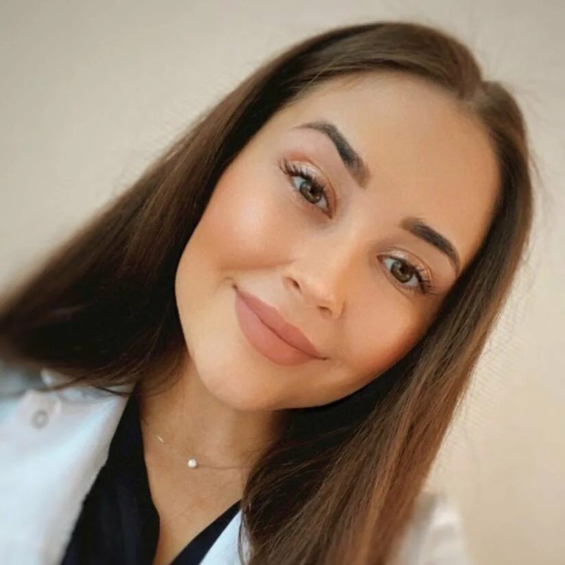 Врач айнура. Врач айнура. Мырзабекова айзада мырзабековна. Жубанова врач. Врач айнура.