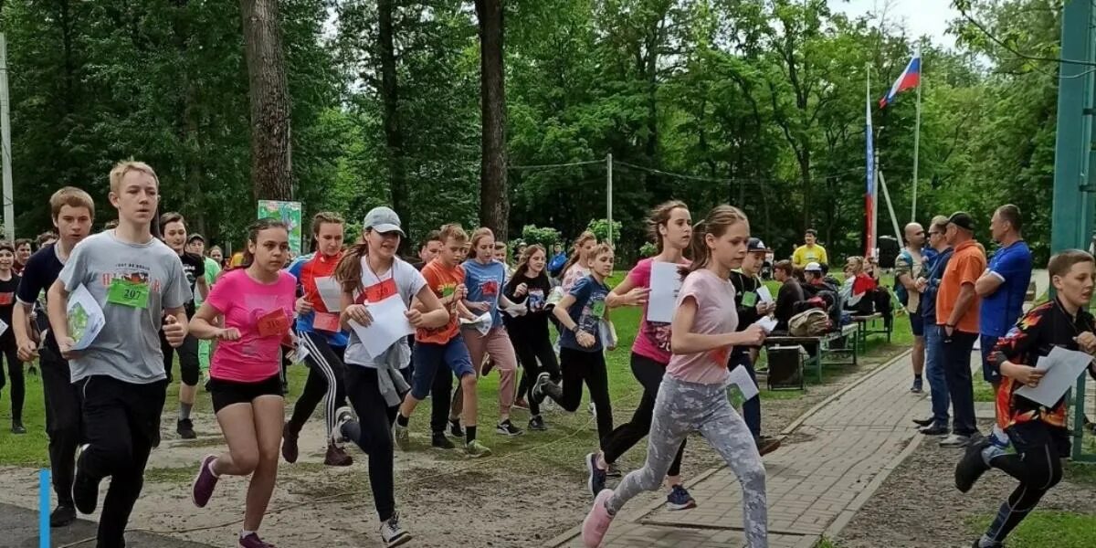 Спортивные соревнования в октябре 2024. Спортивные соревнования в десятиборье. Соревнования спортивного ориентирования азимут. Манеж краснодар легкая атлетика. Кадетские соревнования в севастополе 2015.