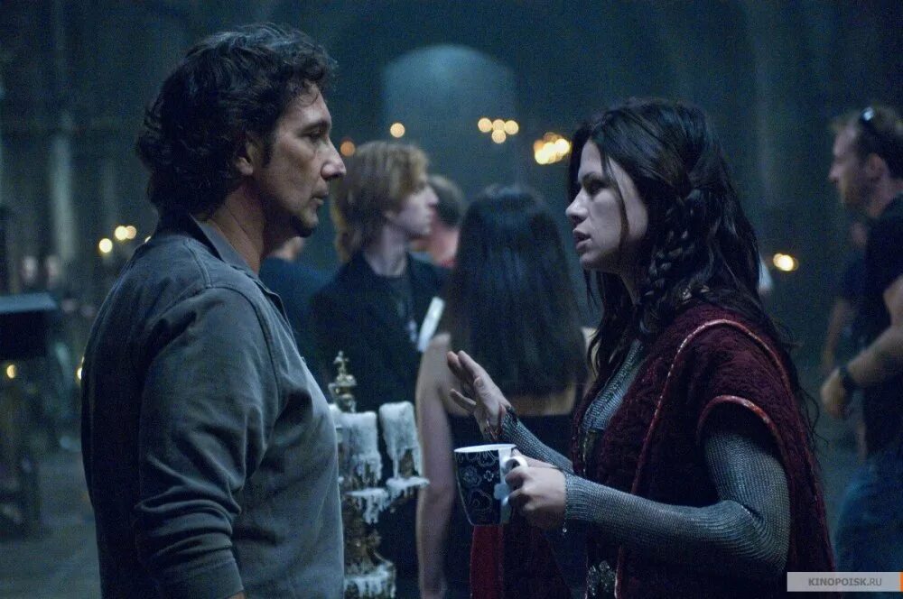 Кейт бекинсейл другой мир 2 эволюция. Сумерки в вальмонте сериал. Про вампиров и оборотней. Другой мир 2: эволюция (2005). Про вампиров и оборотней.