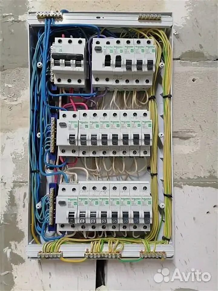 Работа электриком в астрахани. Монтаж электрооборудования. Услуги электрика в астрахани недорого без посредников. Электрик. Электрик астрахань.