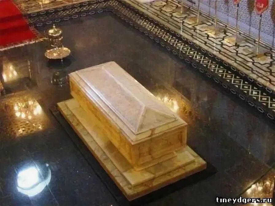 гроб мухаммеда. усыпальница пророка мухаммеда. эффект мейснера левитация. гроб магомета физика. усыпальница мухаммеда.