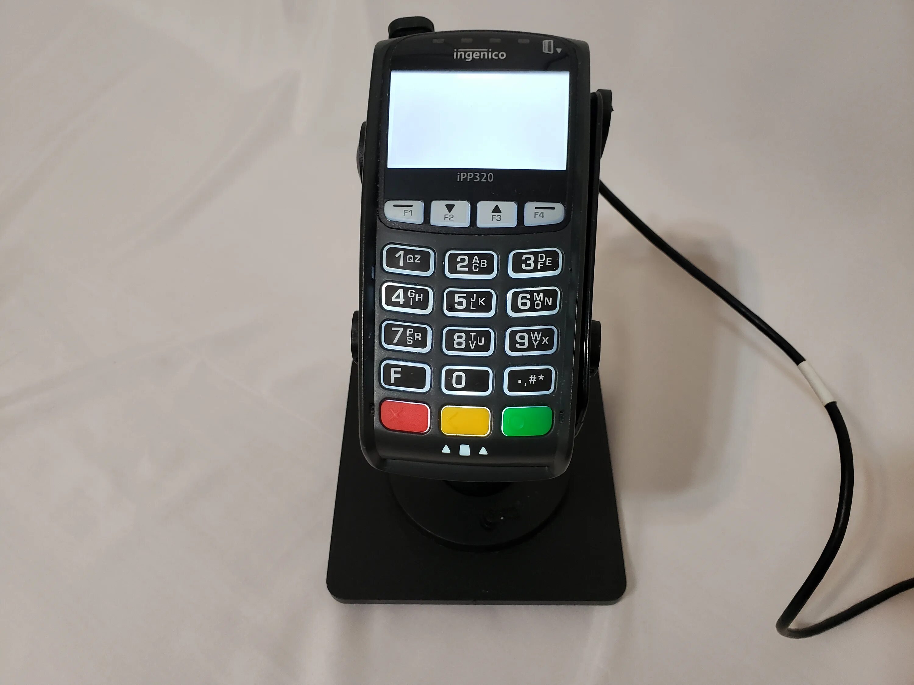 Терминал ingenico ipp320. Ingenico ipp320. ingenico_ipp320_bw_ctls. ingenico lane 3000 stand. ingenico magic box ipp320.