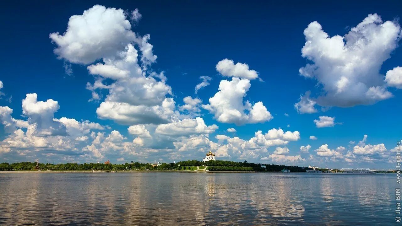 Природа реки волга. Река Волга Ярославль. Великая река Волга. Волга река Волга Матушка. Река Волга Приволжье.