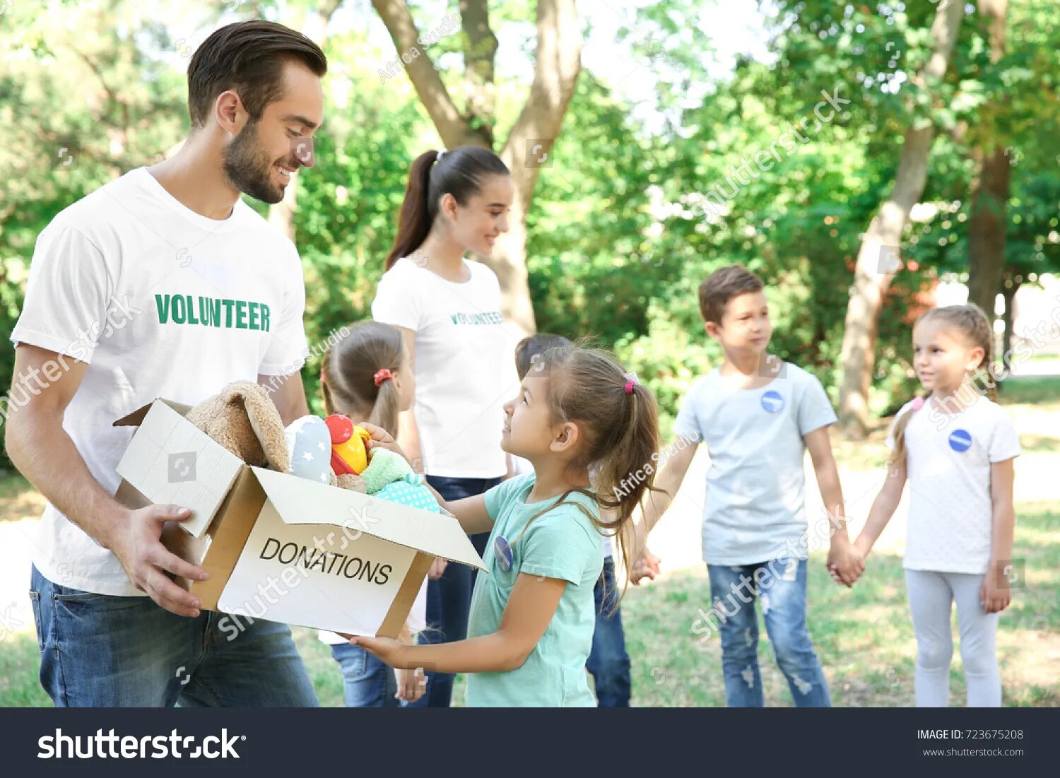 Благотворительность фото. Charity donation. Донат. Пожертвование еды. Семейное волонтерство в сша.