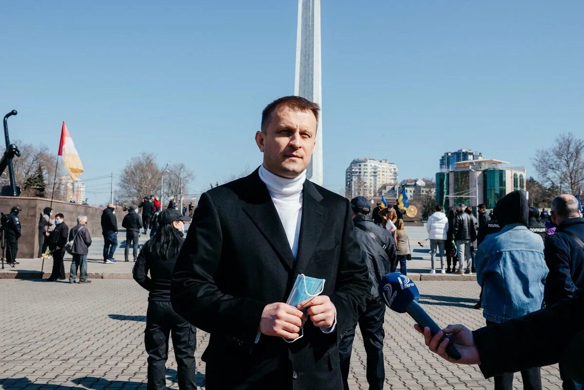 Оперативно-тактического комплекса «гром-2. Ракетный обстрел одессы. Украинская ракета гром. Россия украина территория боевых действий. Стела «крылья победы»- одесса.