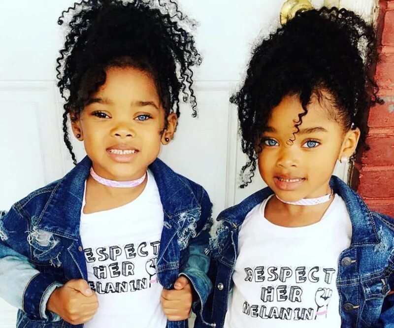 Меган и морган близняшки. Blue twins. Blue twins. Темнокожие близнецы меган и морган. Меган и морган близняшки 2022.