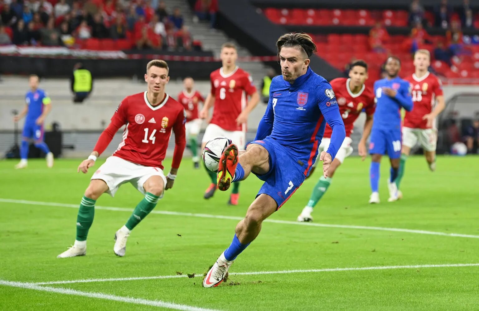 Hungary footballer. Спорт в венгрии. Венгрия спорт. Спорт в венгрии. Национальная женская футбольная лига.