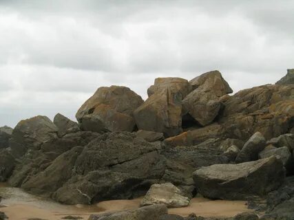 Rocking stone