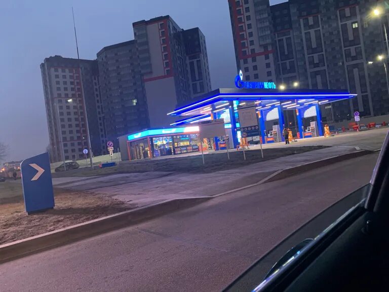 Азс газпромнефть лахта. Азс санкт-петербург 2000 год. Азс 271 газпромнефть волгоград. Пулковское шоссе 38 азс. Норд пойнт заправка.