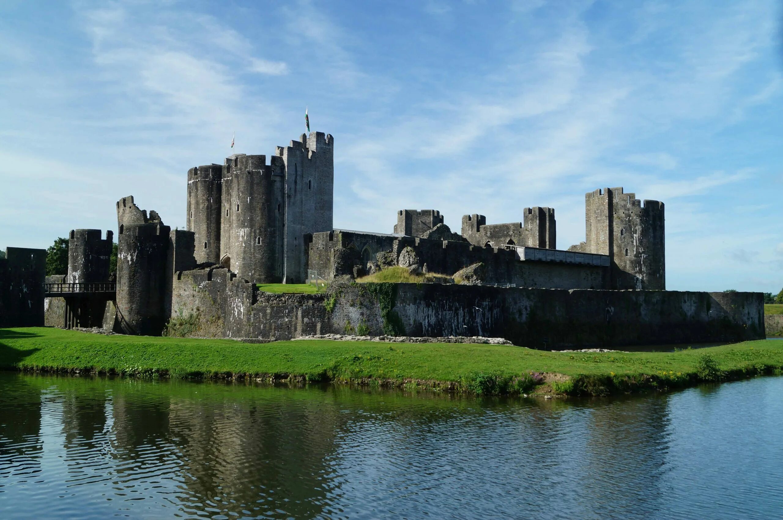 Замок кардифф (cardiff castle). Состав великобритании на карте. Административное деление великобритании карта. Уэльс соединенное королевство. Достопримечательности уэльса кардифф замок.