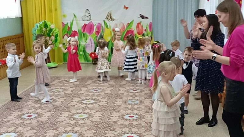 мбоу образовательный центр 1 ивантеевка. ивантеевка школа 1 1913. образовательный центр 1 ивантеевка. образовательный центр 1 ивантеевка. 5 школа г ивантеевка.