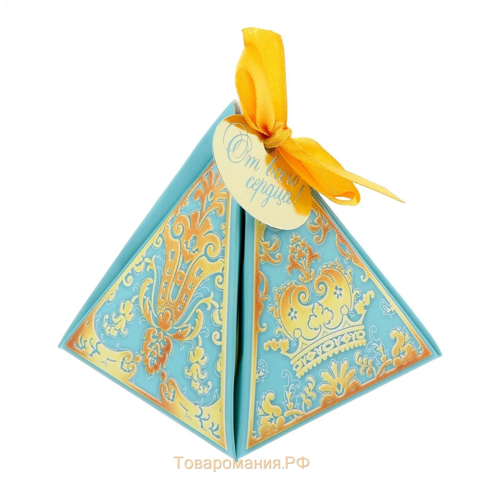 Подарочные треугольные коробки. Бонбоньерка пирамидка. Коробочка пирамида. Коробка пирамида. Подарочные коробки пирамидкой.