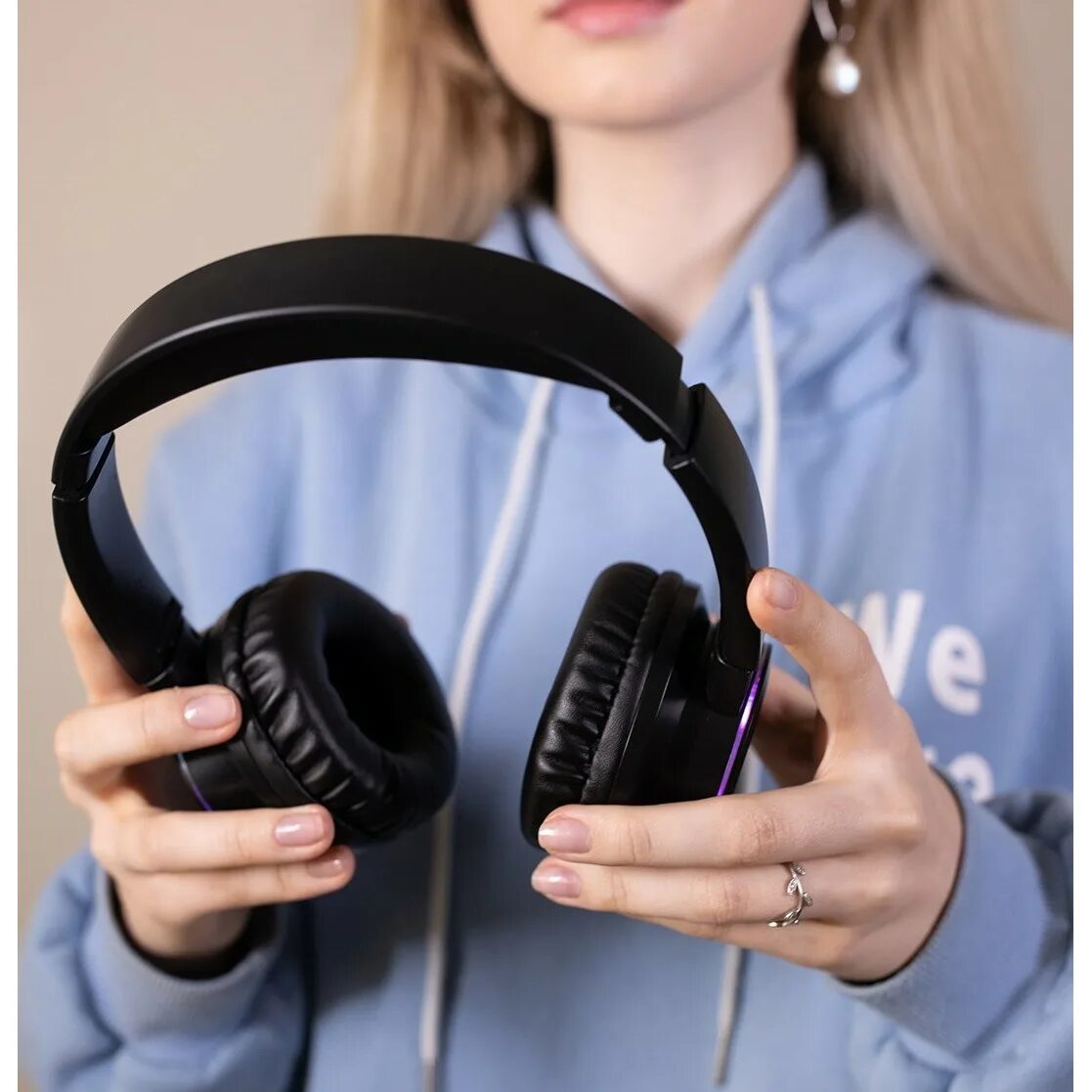 Cgpods микрофон. Беспроводные наушники cgpods. caseguru cgpods pro. наушники cgpods pro. caseguru наушники.