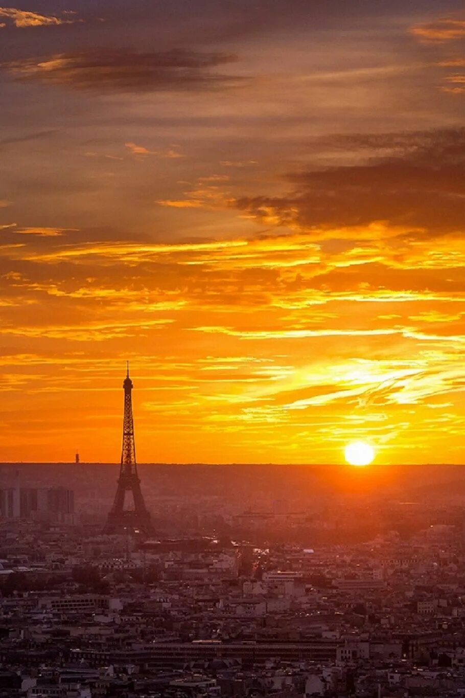 Париж рассвет Эйфелева башня. Париж закат. Красивый закат в Париже. Рассвет в Париже.