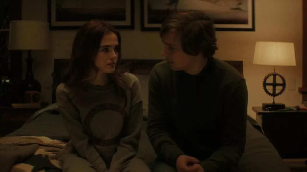 Before i fall зои дойч. Матрица времени фильм 2017. Матрица времени фильм 2017. Матрица 2017. Матрица времени фильм 2017.