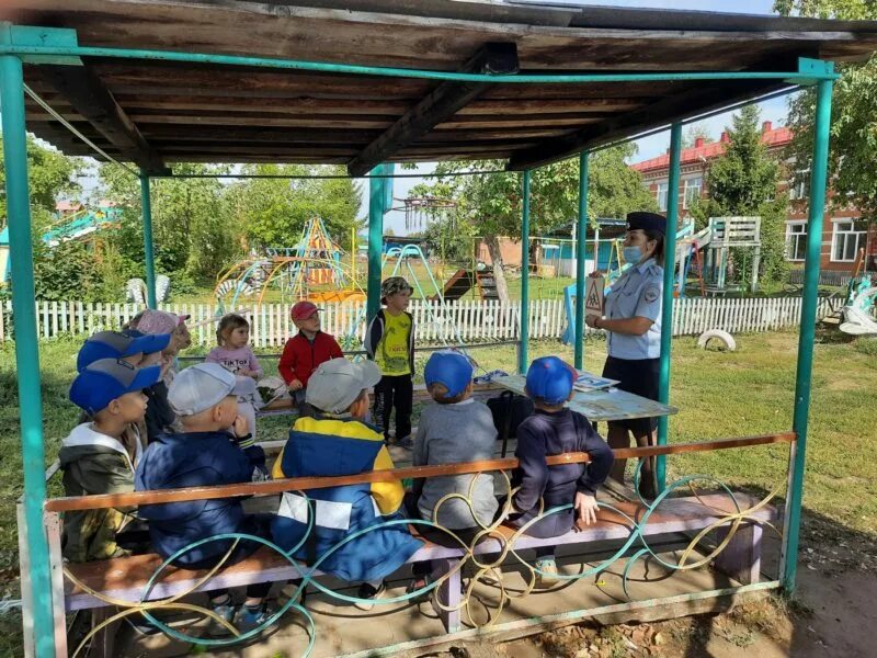 Погода ачит свердловская область на 10 дней. Ачит детский сад Тополек. Ачит игрушки. Детский сад улыбка Тополек Ачит фото. Стамиковкирилл Ачит.